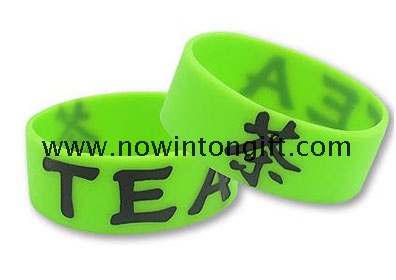 One inch color filled silicon    bracelets